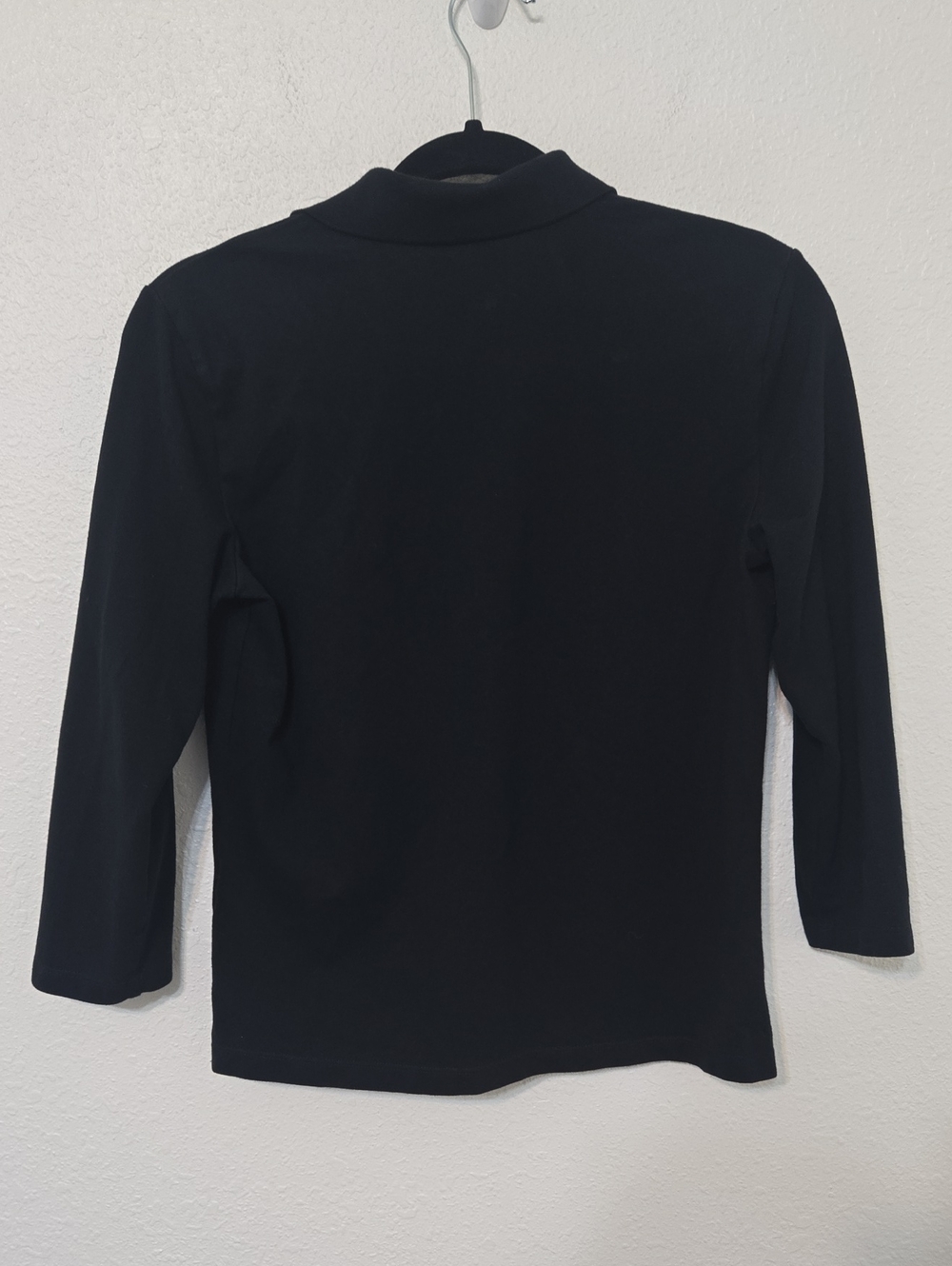 Lauren Active Ralph Lauren Black 3/4 Sleeve Top Gold Embroidered Logo, Small - Picture 3 of 4